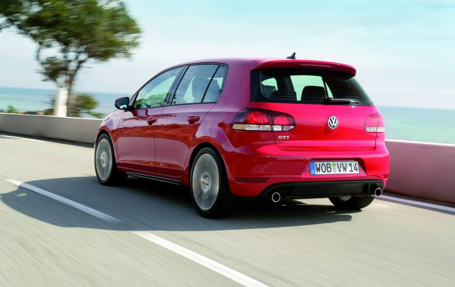  Volkswagen Golf GTi 2008 года  (фото 80 из 83)